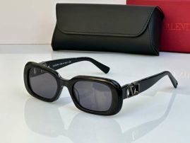 Picture of Valentino Sunglasses _SKUfw52140054fw